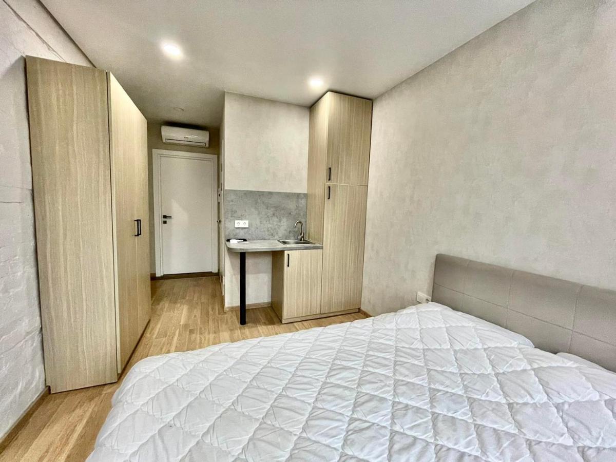 1 Room Apartment Near Peremohy Square Kiew Exterior foto